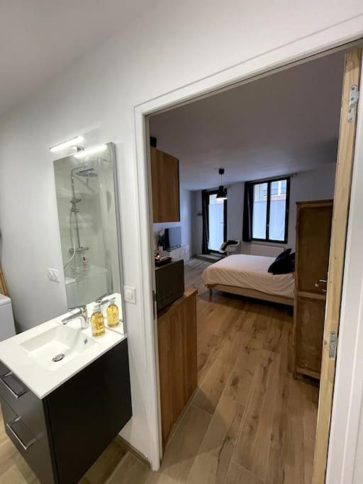 Alp Chartres - Cosy Studio Au Coeur De Chartres Avec Parking Dış mekan fotoğraf